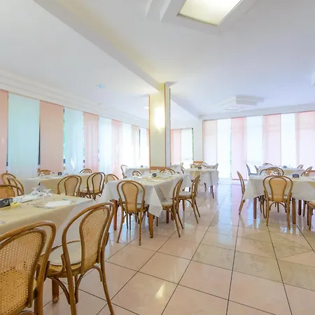 Hotel Colorado 3*