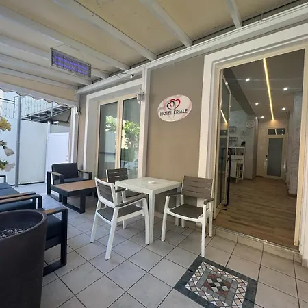 Eriale Nuova Gestione Hotel Rímini