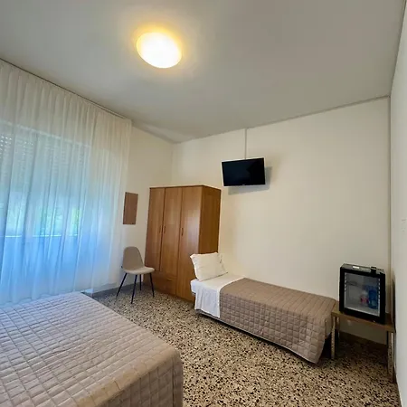 Dinkli 3* Rimini