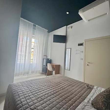 Dinkli Otel