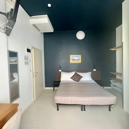 Otel Dinkli Rimini
