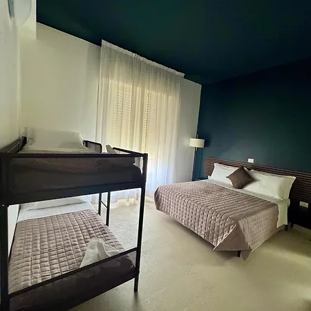 Otel Dinkli 3*