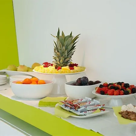 I-suite Hotel 5*