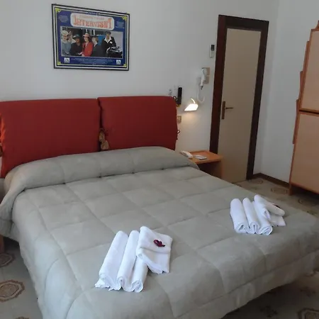 La Dolce Hotel 3*