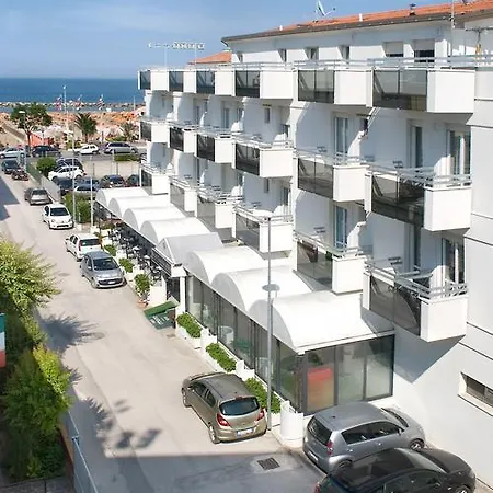 Hotel Ciondolo D'oro 3*