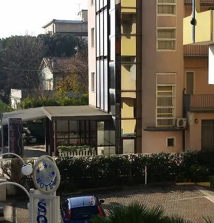 Livia Hotel 2*