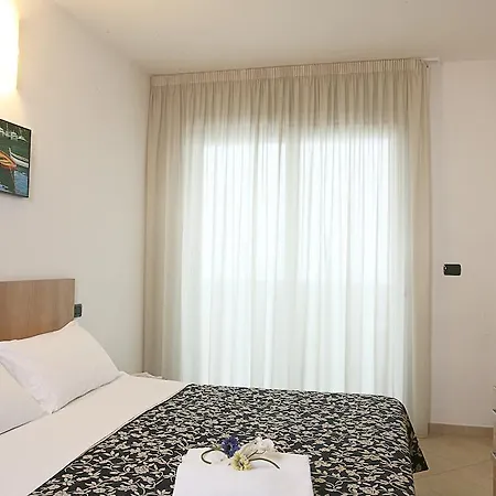 Aparthotel A-more