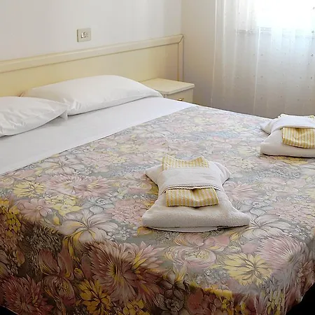 Otel Cirene 3*