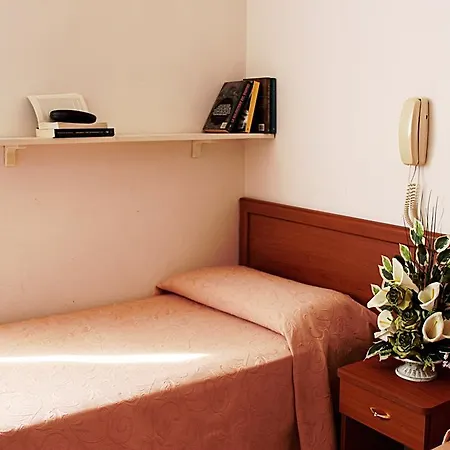 Otel Cirene