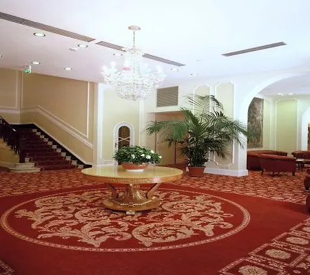 Residenza Parco Fellini רימיני