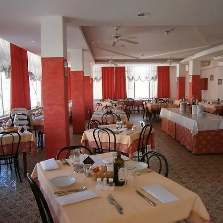 Goldene Rose Hotel 2*