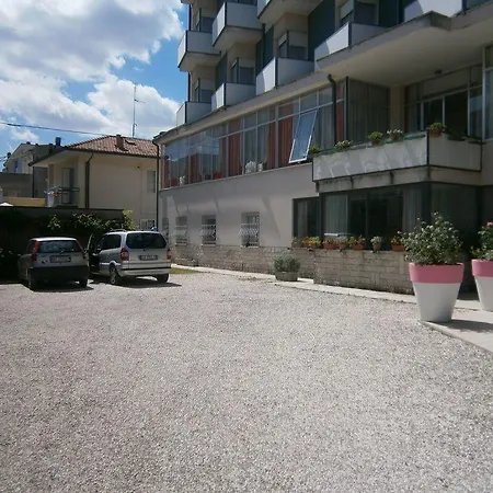 Goldene Rose Hotel