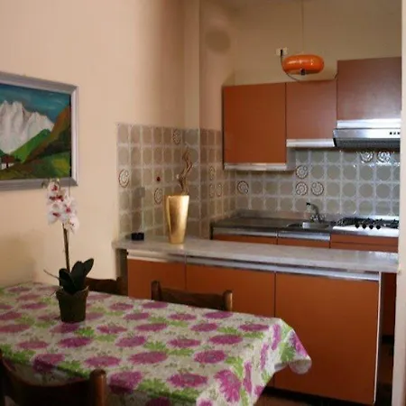 Sun Village Apartment *