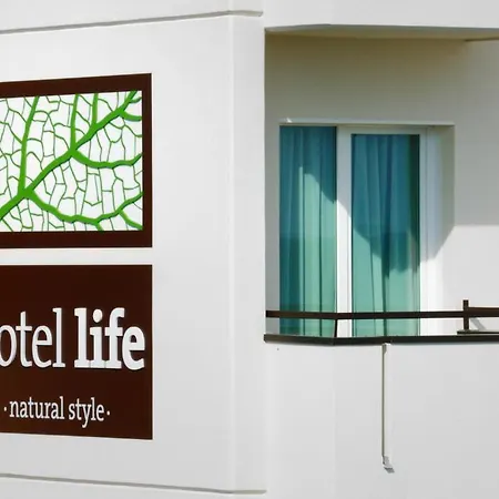 Life Hotel