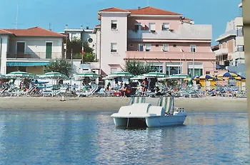 Otel Vistamare Viserba Rimini