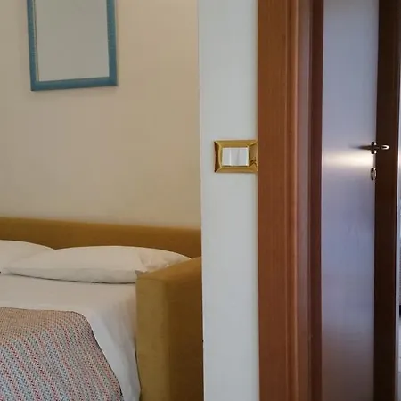 Special Aparthotel 3*