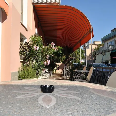 Otel Vistamare Viserba 2*
