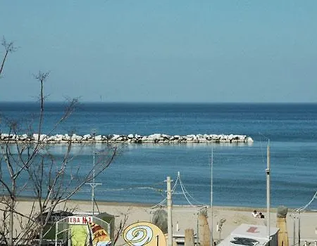 Otel Rosa 2*