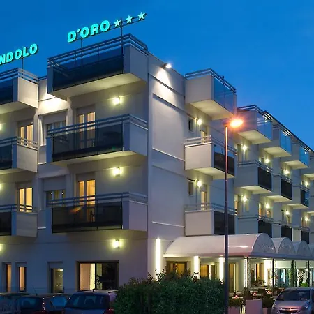 Hotel Ciondolo D'oro 3*