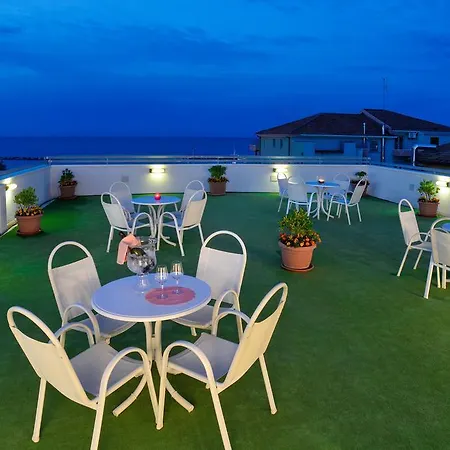 Ciondolo D'oro Hotel