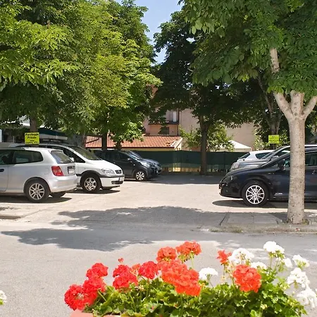 Ciondolo D'oro Hotel