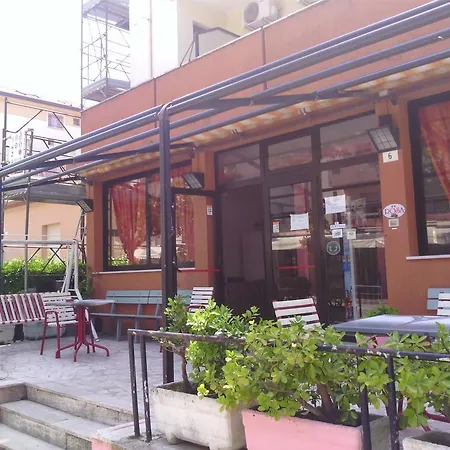 Rosa Otel 2*