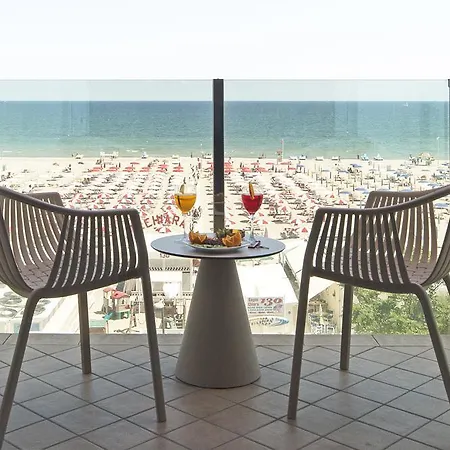 Hotel Regina Fronte Mare