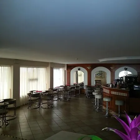 Hotel Glenn 3*