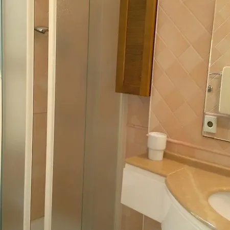Glenn Hotel 3*