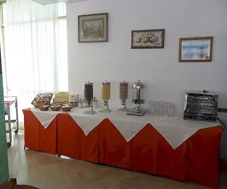 奥尔洛夫酒店