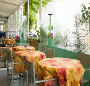 Jacqueline Hotel 2*
