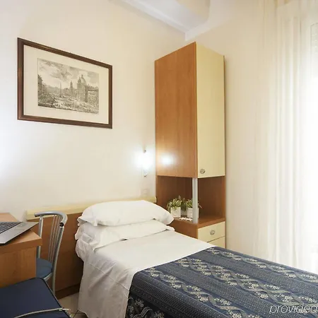 Jana Hotel 3*