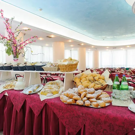 Hotel Christian 3*