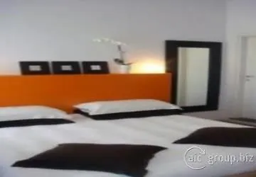 Trieste 4* Римини