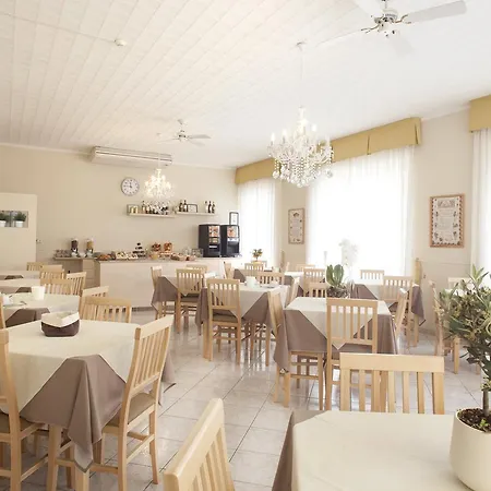 Perazzini Hotel