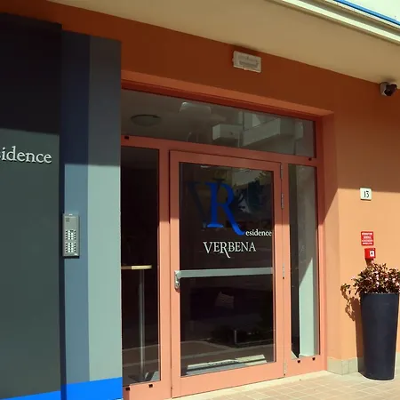 Verbena Aparthotel 2*