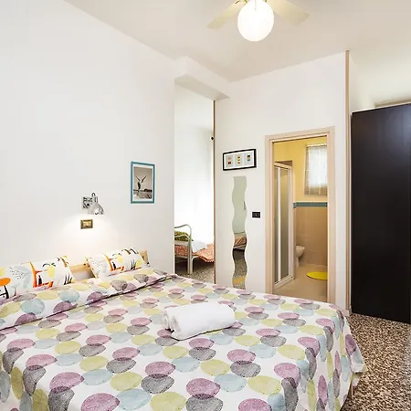 Szálloda Paris 3*