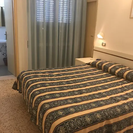 Hotel Riva 2*