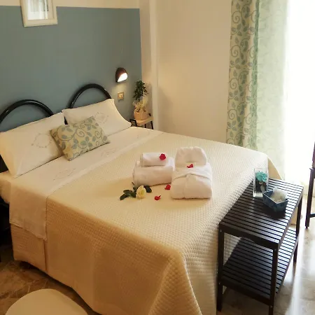 Eugenio Hotel 2*