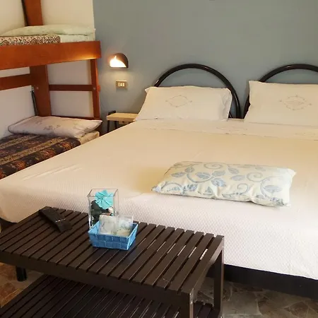 Hotel Eugenio 2*