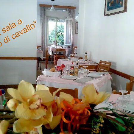 Del Prato Cucina Romagnola E Possibilita Pacchetto Отель 2*