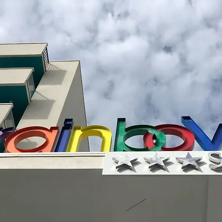 Rainbow ***s Hotel