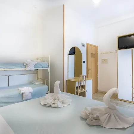 Hotel Denny 2*