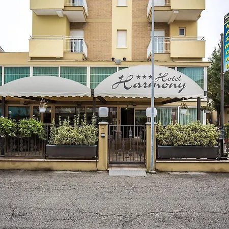 Harmony Hotel 3*