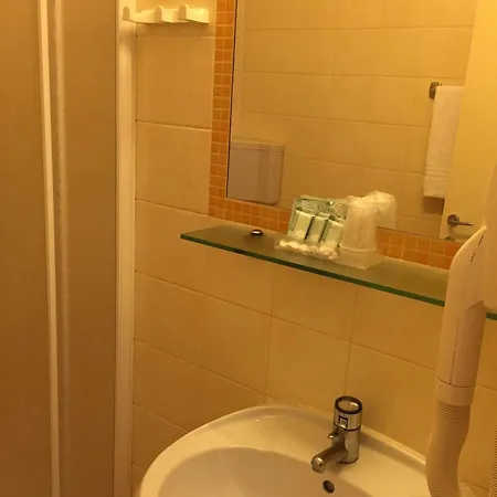 Stresa Отель Римини