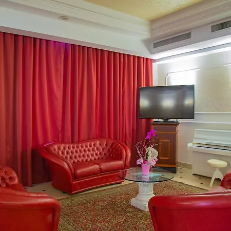 Hotel Executive La Fiorita 4*