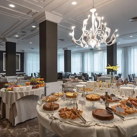 Hotel Adriatica Ambienthotels 4*