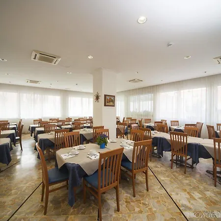 Jana Hotel 3*