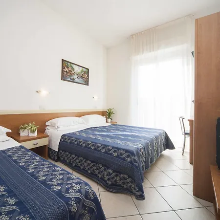 Jana Hotel 3*