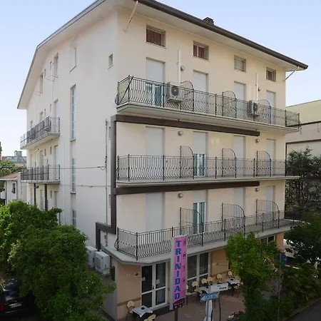 Trinidad Hotell 3*